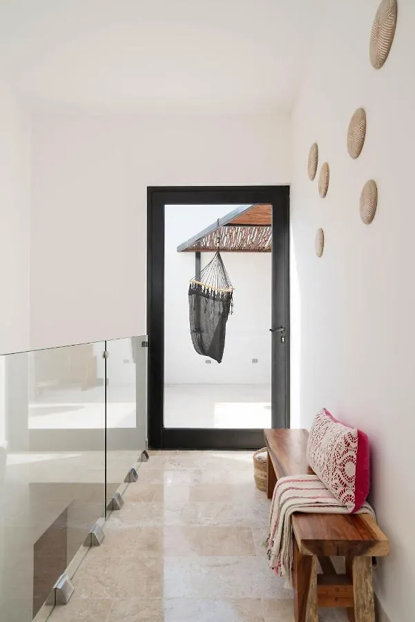 Tulum Cozy 3 Bedrooms Townhome-Centrally Located-Gated-Wifi 0*,  Mexico