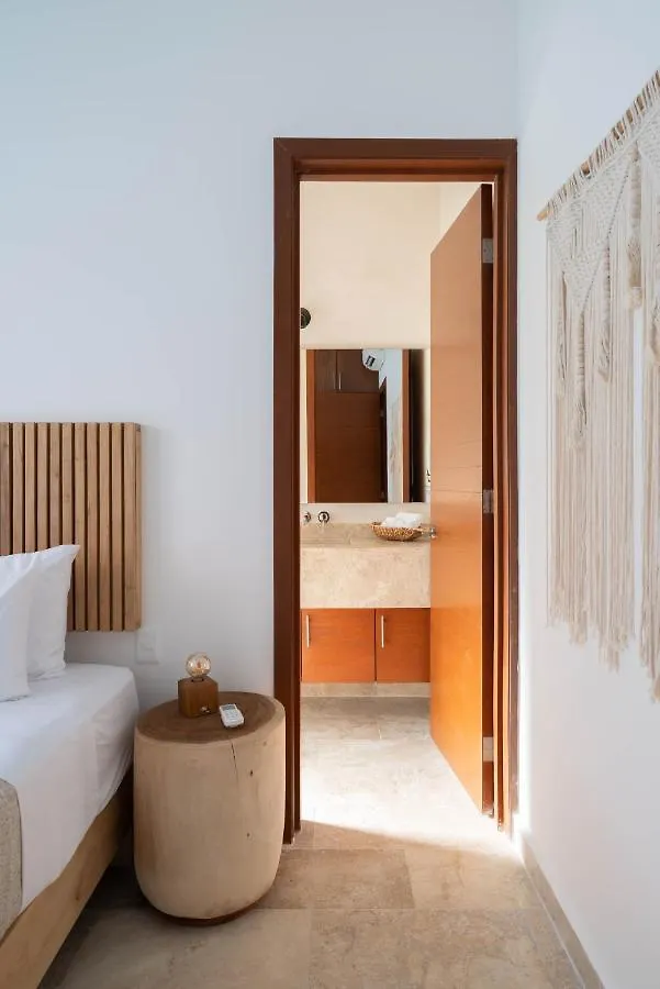 Tulum Cozy 3 Bedrooms Townhome-Centrally Located-Gated-Wifi 0*,