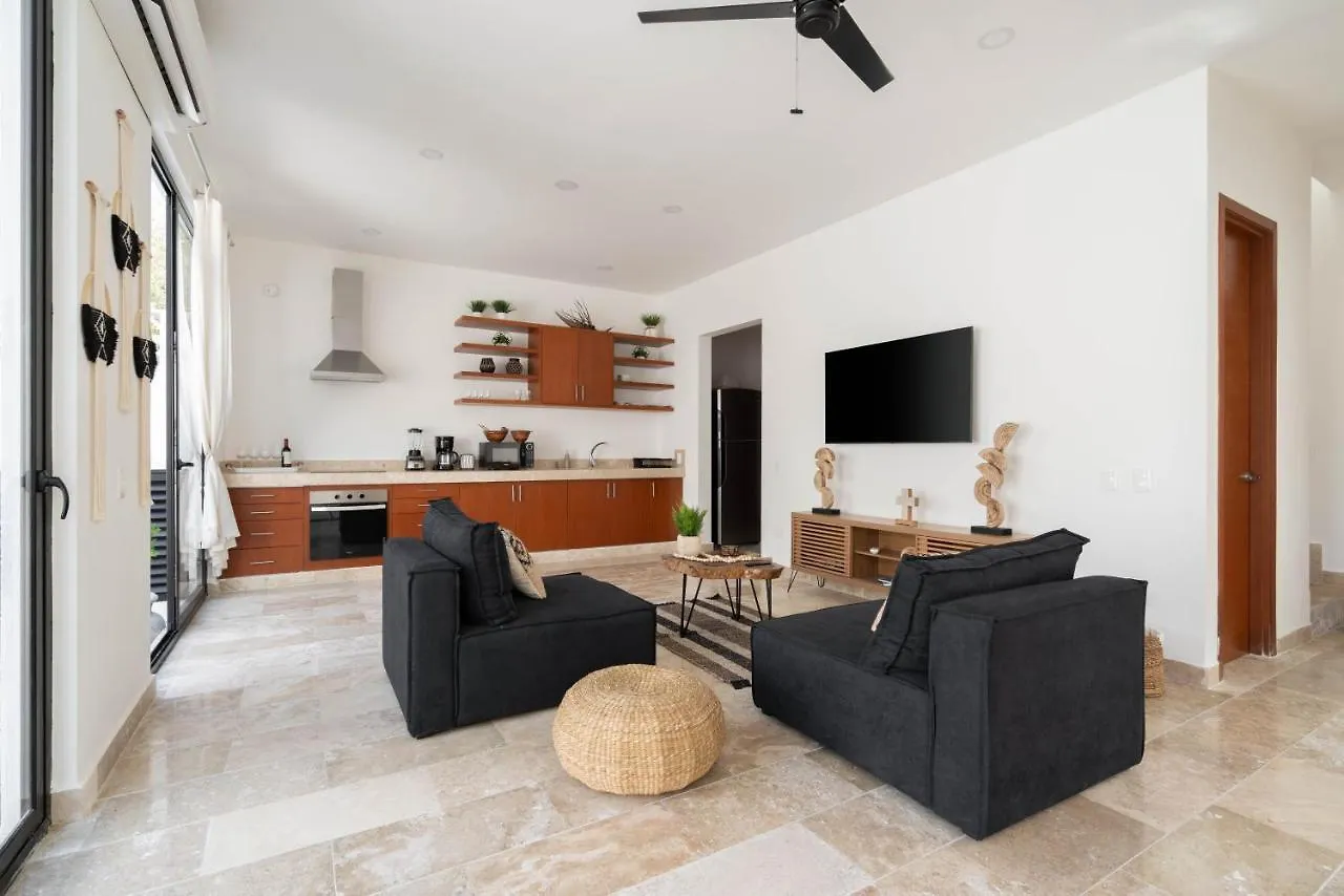 Tulum Cozy 3 Bedrooms Townhome-Centrally Located-Gated-Wifi Mexico