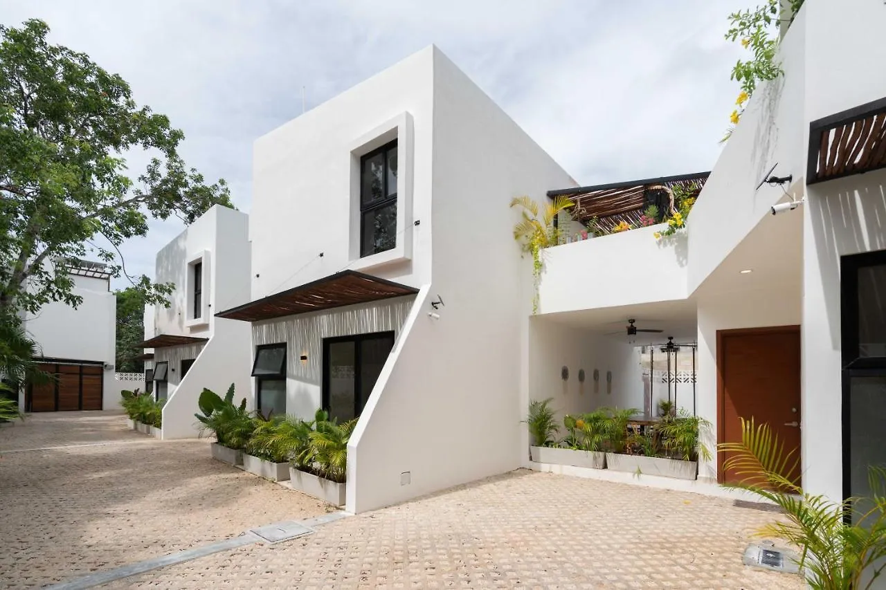 Tulum Cozy 3 Bedrooms Townhome-Centrally Located-Gated-Wifi Apartment